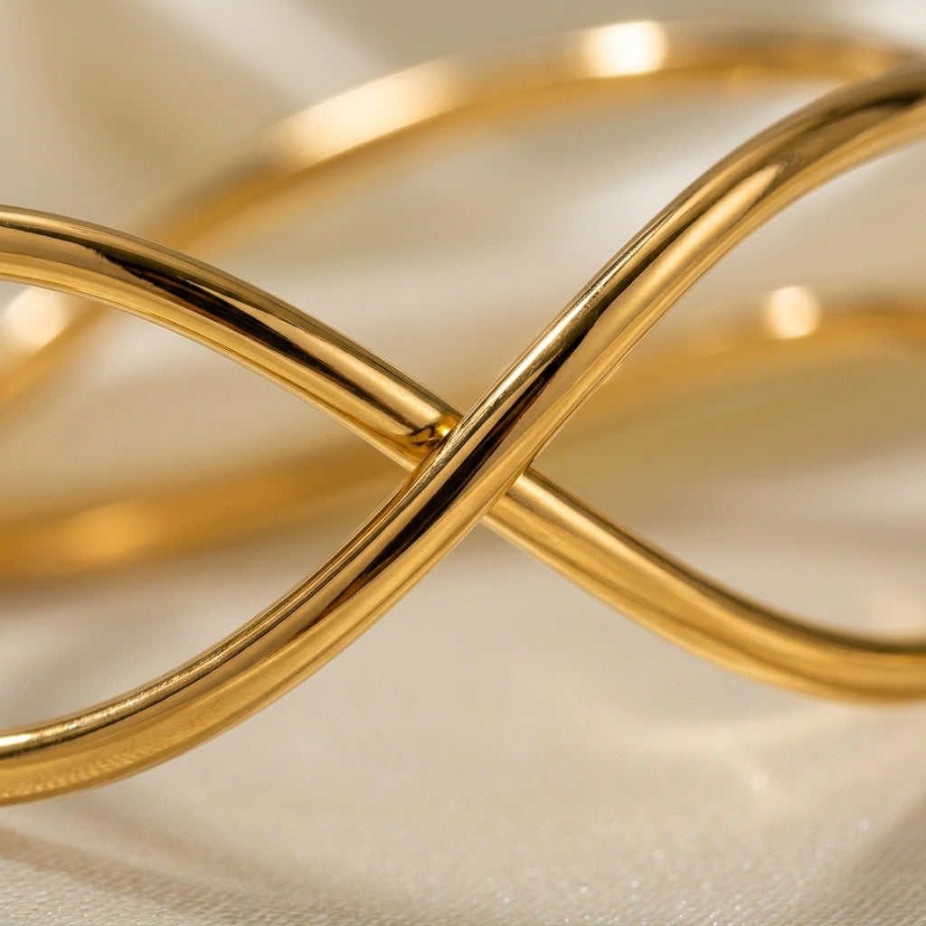 Open Wave Wire Cuff Bracelet - Detail close-up