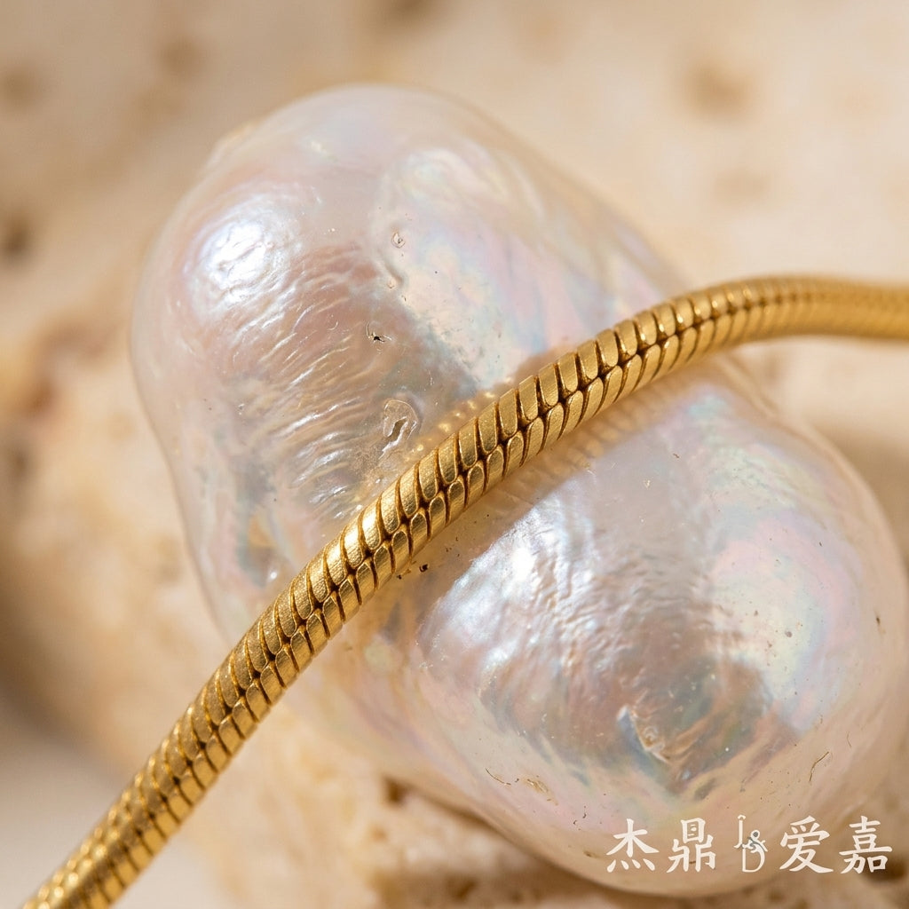 Layered Pearl Gold Chain Necklace - Detail close-up