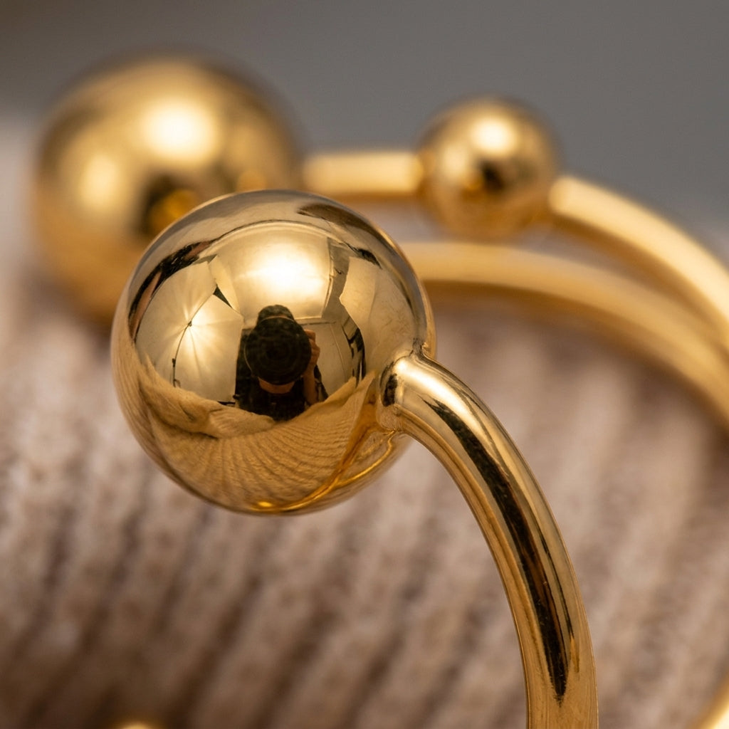 Gold Ball Open Ring - Detail close-up